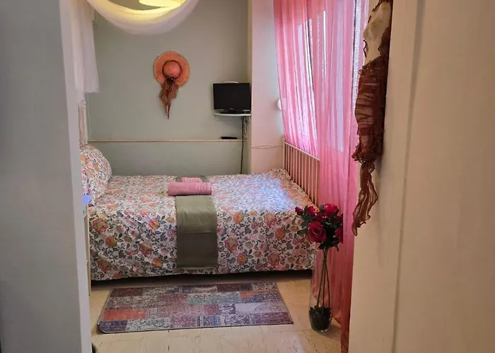 Old Bridge Seaside Apartment